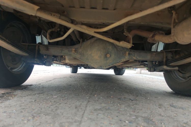 Used Wuling Zhengcheng 2015 1.5L Comfort L3C Chassis Rear