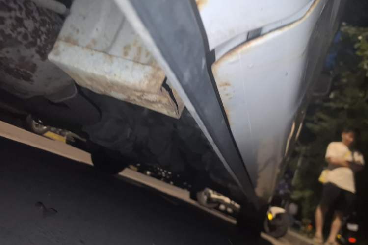 Used Wuling Zhengcheng 2015 1.5L Comfort L3C Chassis Rear Right