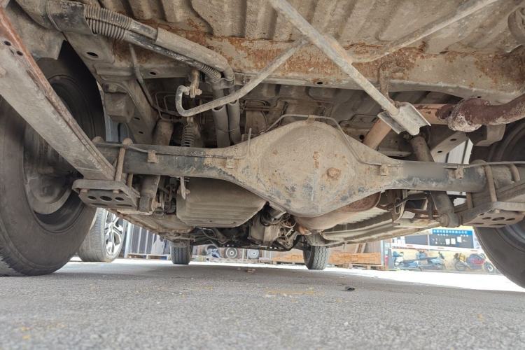 Used Wuling Zhengcheng 2015 1.8L Comfort Model LJ479QE2 Chassis Rear