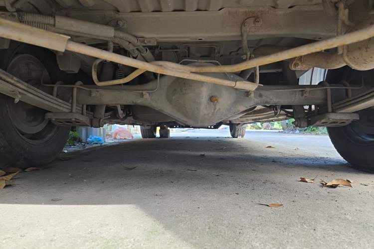 Used Wuling Zhengcheng 2015 1.5L Comfort L3C Chassis Rear