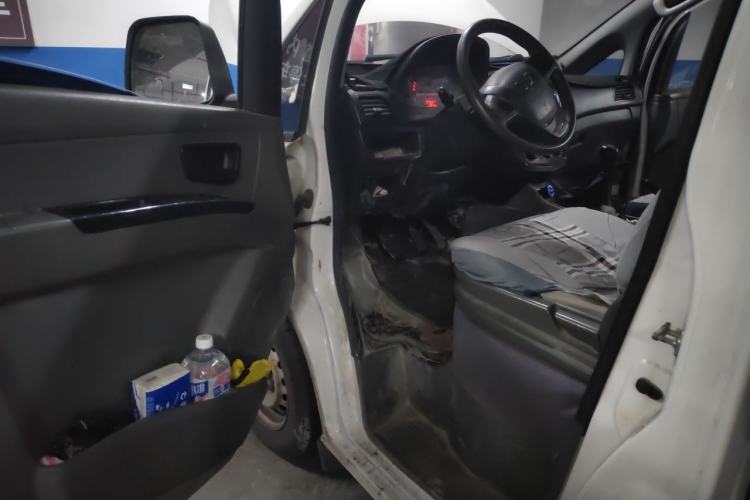 Used Wuling Zhengcheng 2015 1.5L Comfort L3C Driver Seat