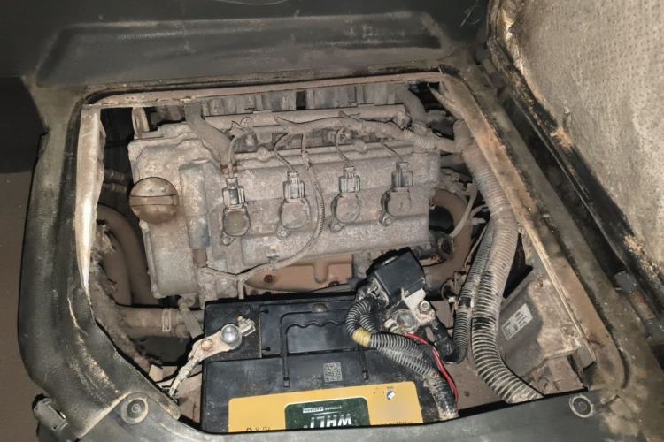 Used Wuling Zhengcheng 2015 1.5L Comfort L3C Engine Bay