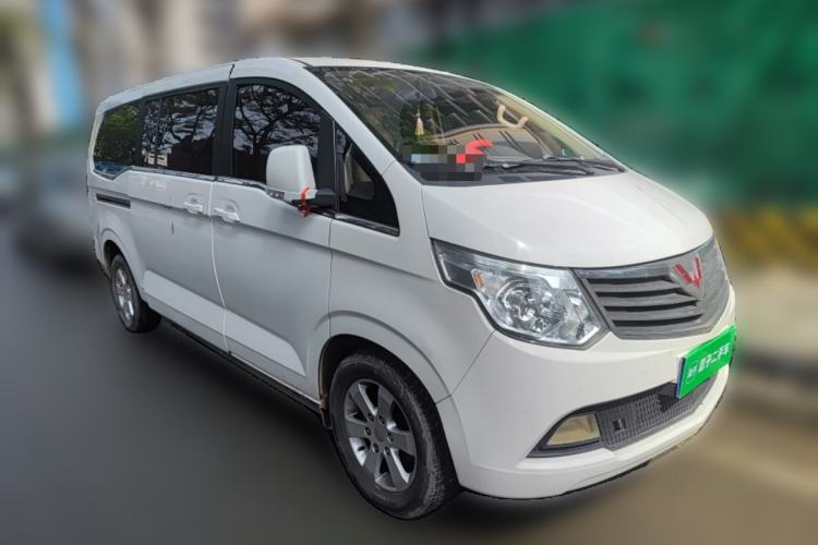 Used Wuling Zhengcheng 2015 1.8L Luxury Model LJ479QE2 Front Right 45 Deg