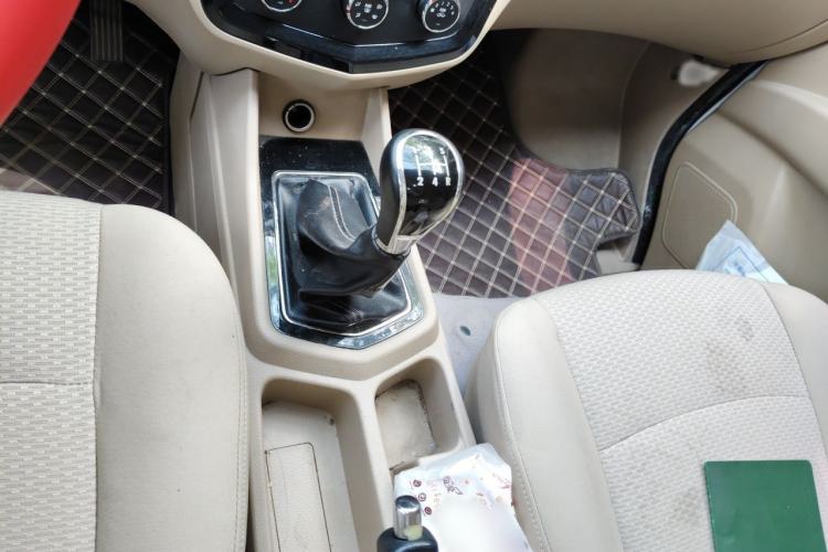 Used Wuling Zhengcheng 2015 1.8L Luxury Model LJ479QE2 Gear Lever