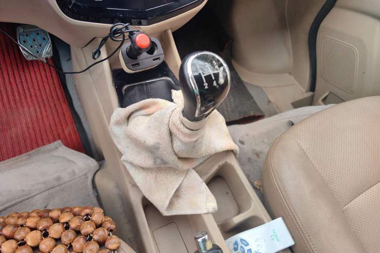 Used Wuling Zhengcheng 2015 1.8L Luxury Model LJ479QE2 Gear Lever