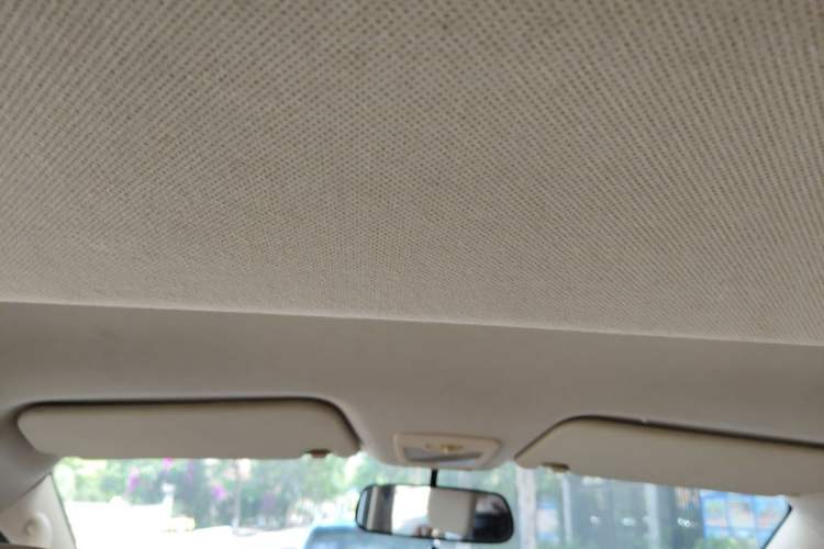 Used Wuling Zhengcheng 2015 1.8L Luxury Model LJ479QE2 Headliner
