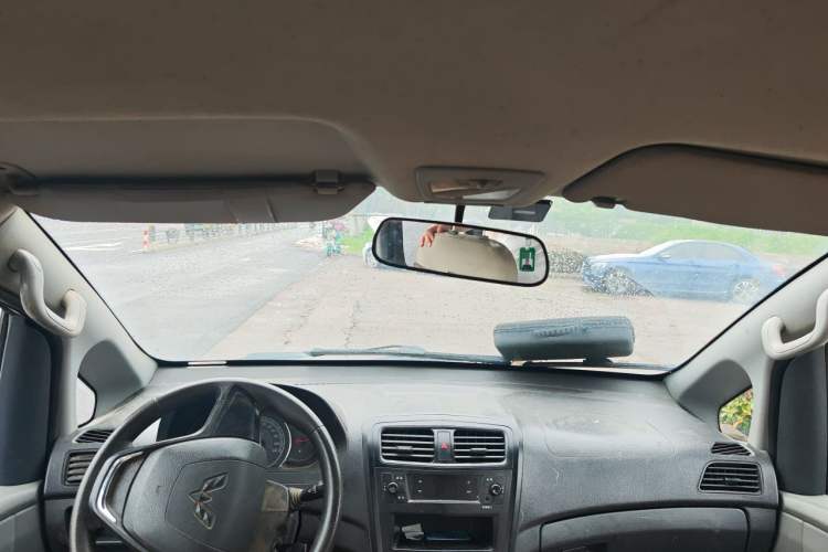 Used Wuling Zhengcheng 2015 1.5L Comfort L3C Headliner