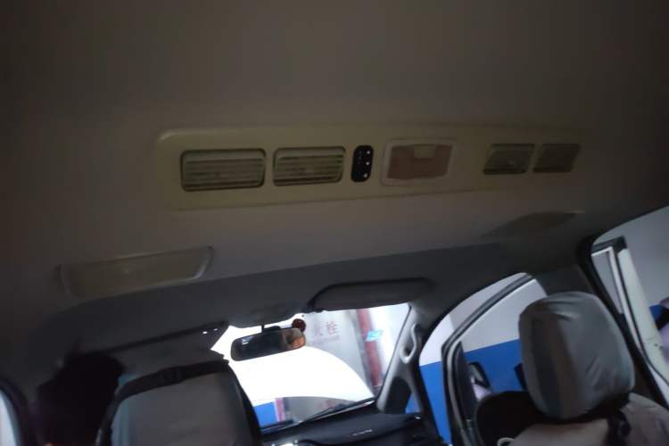 Used Wuling Zhengcheng 2015 1.5L Comfort L3C Headliner