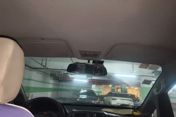 Used Wuling Zhengcheng 2015 1.5L Comfort L3C Headliner
