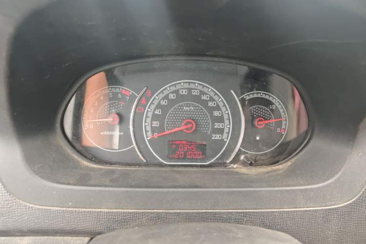 Used Wuling Zhengcheng 2015 1.5L Comfort L3C Instrument Cluster