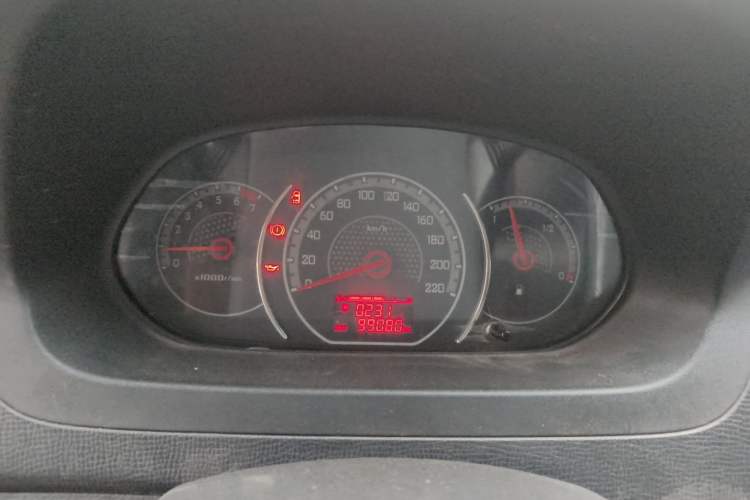 Used Wuling Zhengcheng 2015 1.8L Comfort Model LJ479QE2 Instrument Cluster