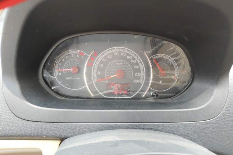 Used Wuling Zhengcheng 2015 1.8L Luxury Model LJ479QE2 Instrument Cluster
