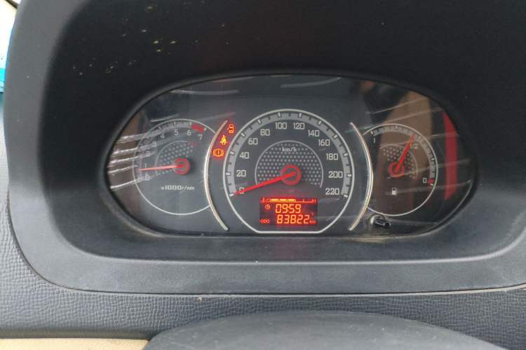 Used Wuling Zhengcheng 2015 1.8L Luxury Model LJ479QE2 Instrument Cluster