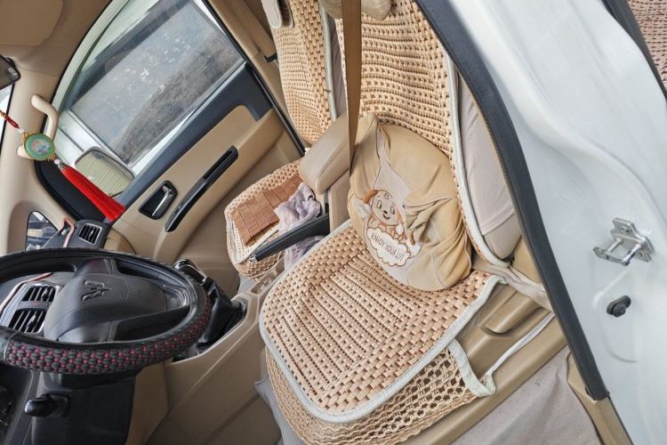 Used Wuling Zhengcheng 2015 1.8L Luxury Model LJ479QE2 Left Front Seat