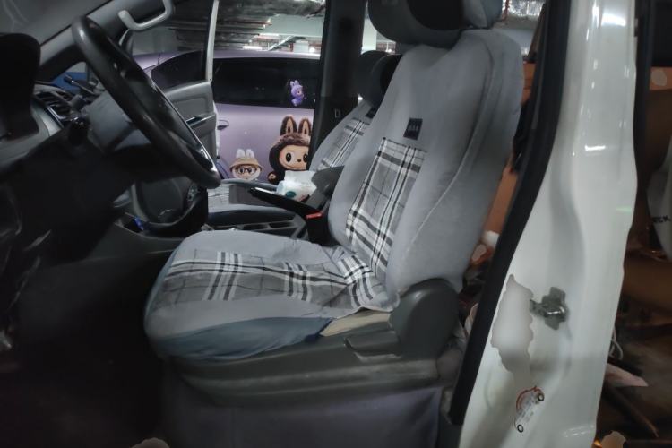 Used Wuling Zhengcheng 2015 1.5L Comfort L3C Left Front Seat
