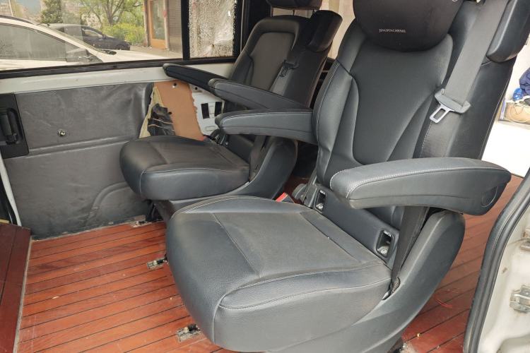 Used Wuling Zhengcheng 2015 1.5L Comfort L3C Left Rear Seat