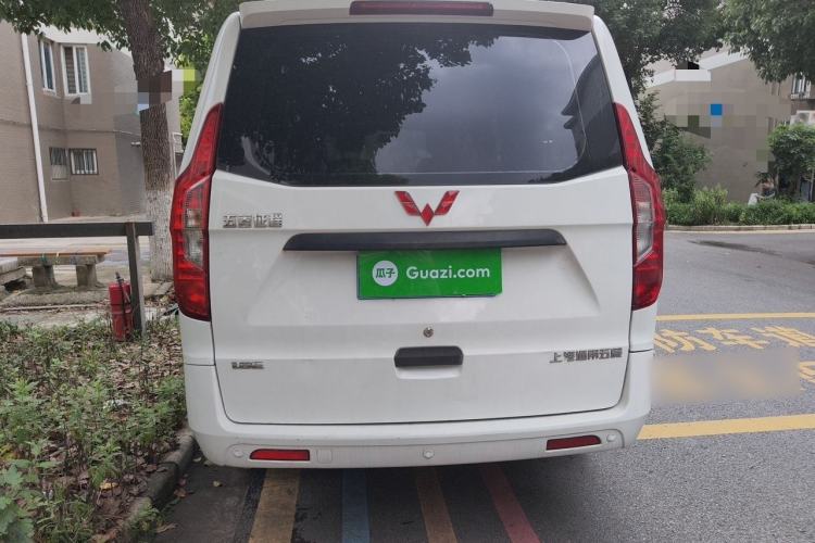 Used Wuling Zhengcheng 2015 1.8L Comfort Model LJ479QE2 Rear