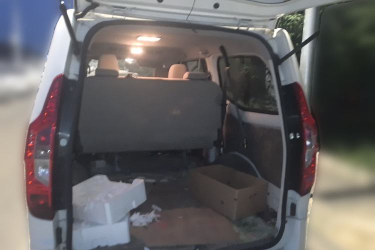 Used Wuling Zhengcheng 2015 1.5L Comfort L3C Trunk