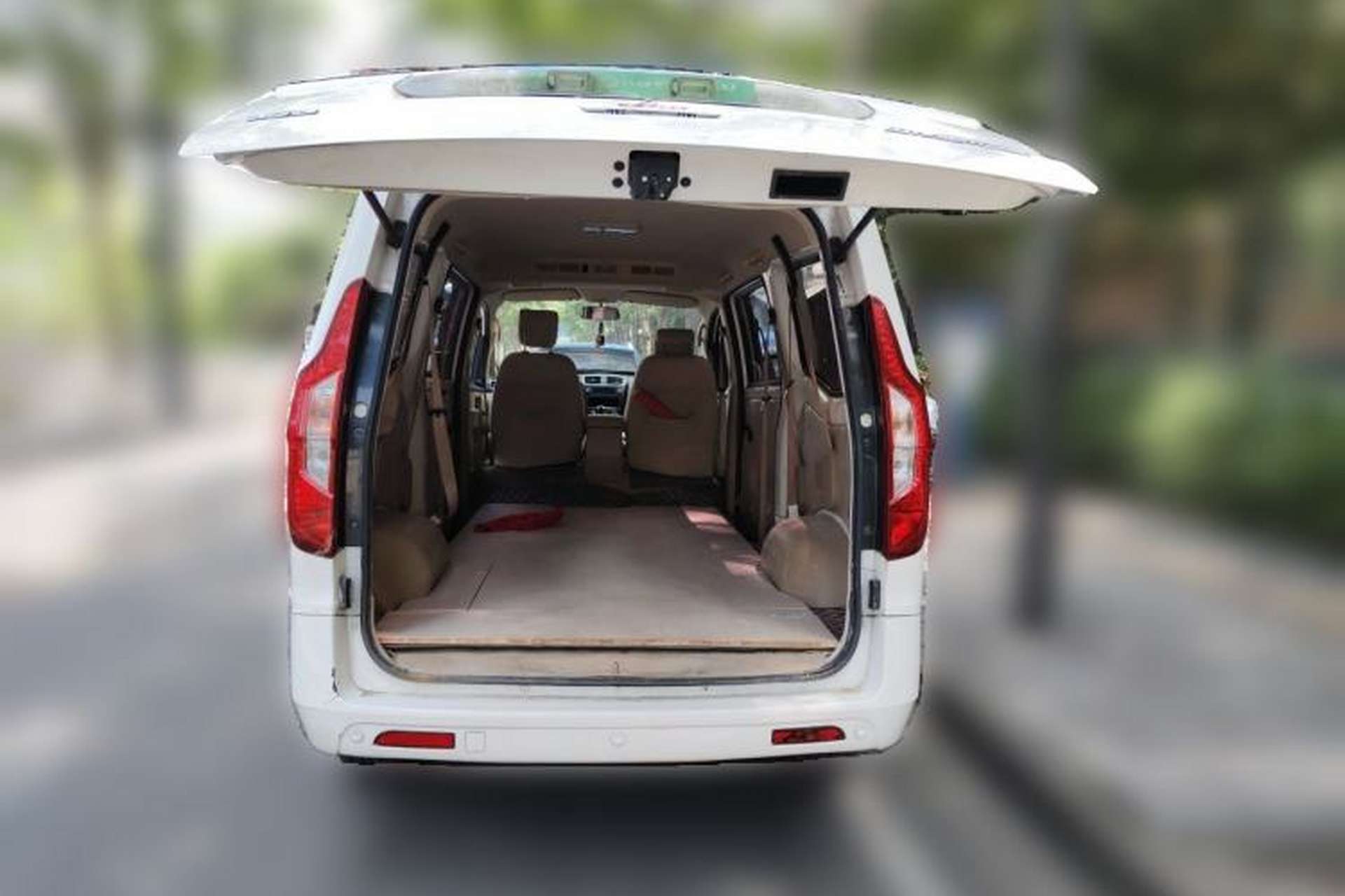 Used Wuling Zhengcheng 2015 1.8L Luxury Model LJ479QE2 Trunk