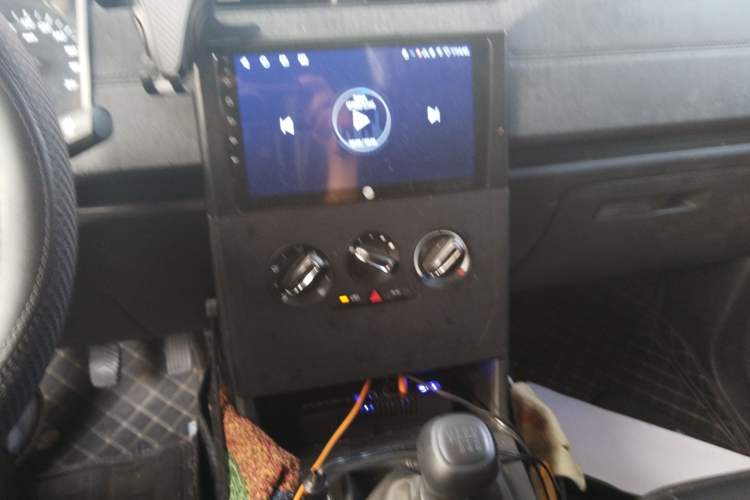 Used Wuling Zhengcheng 2021 1.5T Manual Comfort Version Audio And AC Panel
