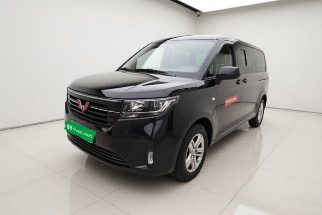 Ojetý Wuling Zhengcheng 2021 1.5T Manual Luxury Version