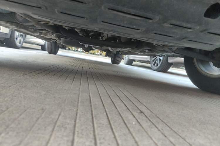 Used Wuling Zhengcheng 2021 1.5T Manual Luxury Version Chassis Front