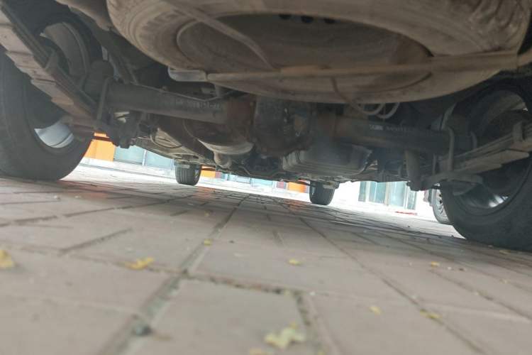 Used Wuling Zhengcheng 2021 1.5T Manual Luxury Version Chassis Rear