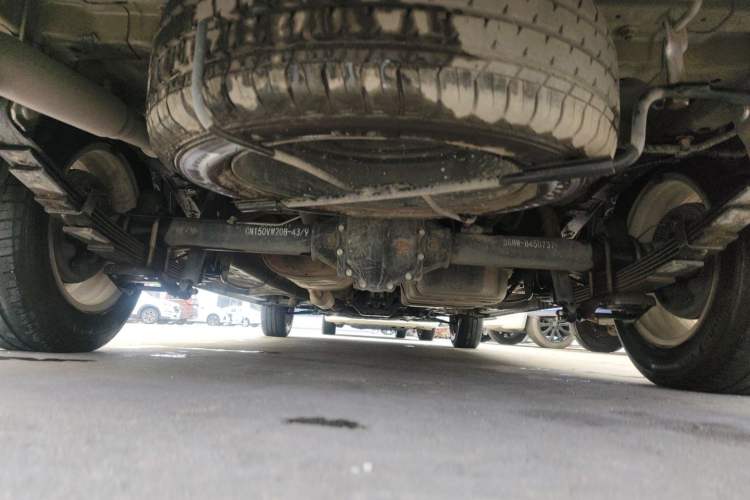 Used Wuling Zhengcheng 2021 1.5T Manual Luxury Version Chassis Rear