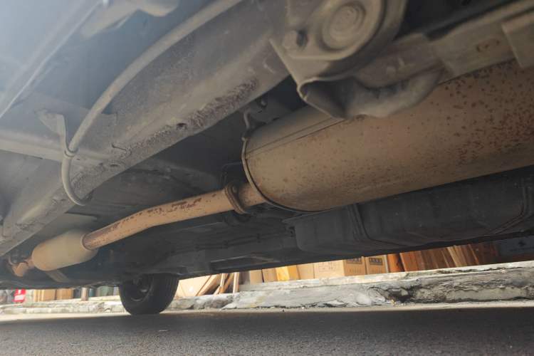 Used Wuling Zhengcheng 2021 1.5T Manual Comfort Version Chassis Rear Left