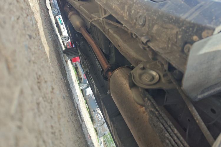Used Wuling Zhengcheng 2021 1.5T Manual Comfort Version Chassis Rear Left