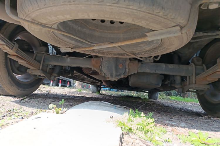 Used Wuling Zhengcheng 2021 1.5T Manual Luxury Version Chassis Rear