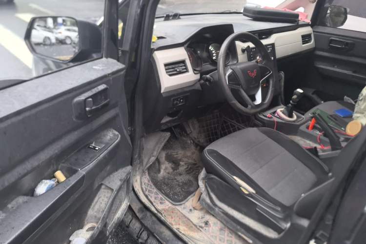 Used Wuling Zhengcheng 2021 1.5T Manual Comfort Version Driver Seat