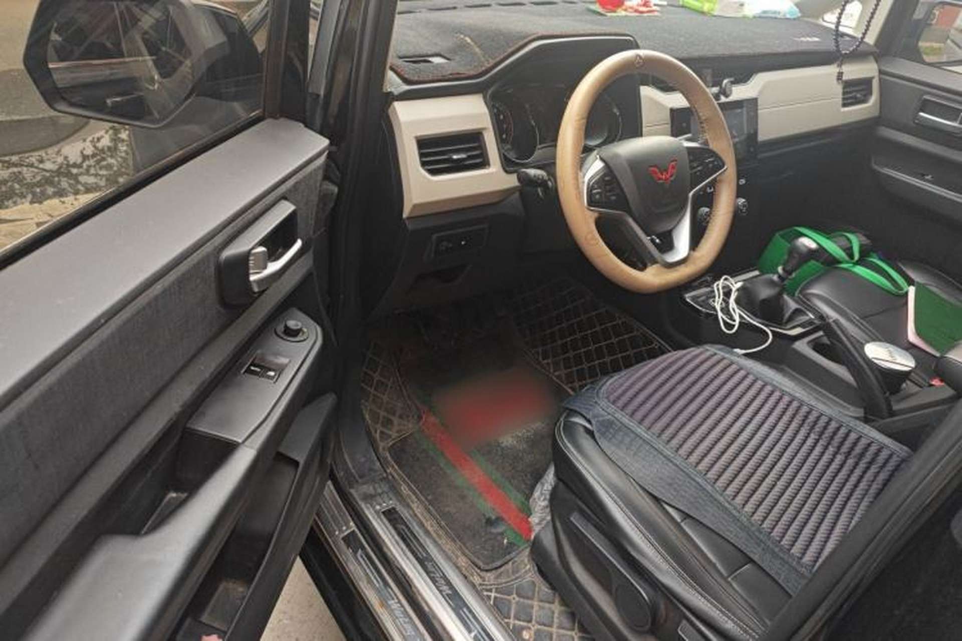Used Wuling Zhengcheng 2021 1.5T Manual Luxury Version Driver Seat