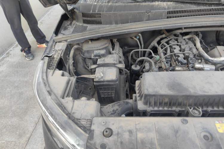 Used Wuling Zhengcheng 2021 1.5T Manual Luxury Version Engine Bay Right