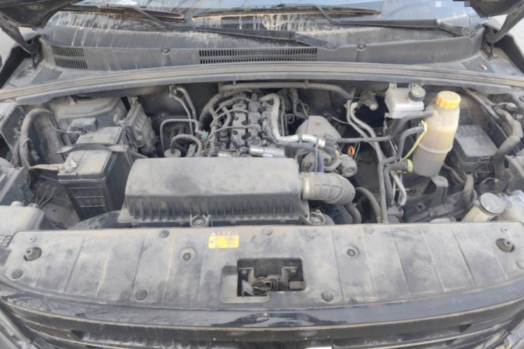 Used Wuling Zhengcheng 2021 1.5T Manual Luxury Version Engine Bay