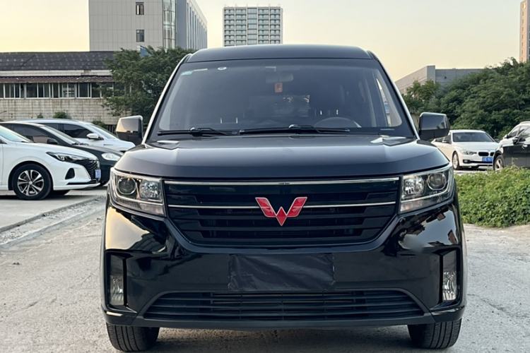 Used Wuling Zhengcheng 2021 1.5T Manual Luxury Version Exterior 1