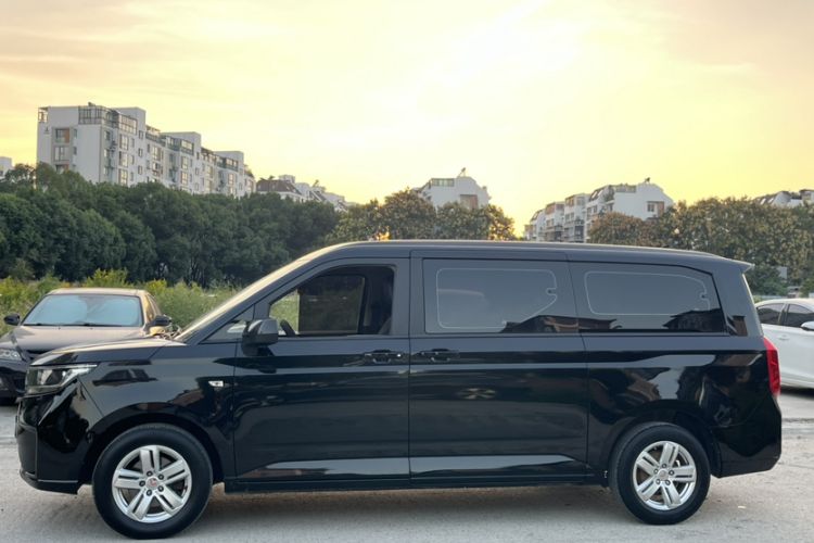 Used Wuling Zhengcheng 2021 1.5T Manual Luxury Version Exterior 2