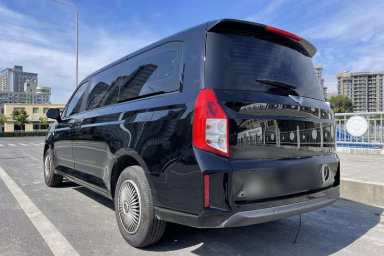 Used Wuling Zhengcheng 2021 1.5T Manual Luxury Version Exterior 3