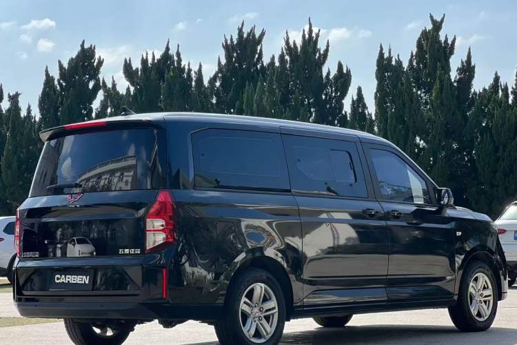 Used Wuling Zhengcheng 2021 1.5T Manual Luxury Version Exterior 4
