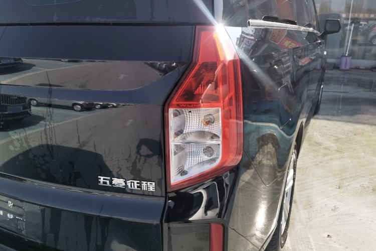 Used Wuling Zhengcheng 2021 1.5T Manual Luxury Version Exterior 5