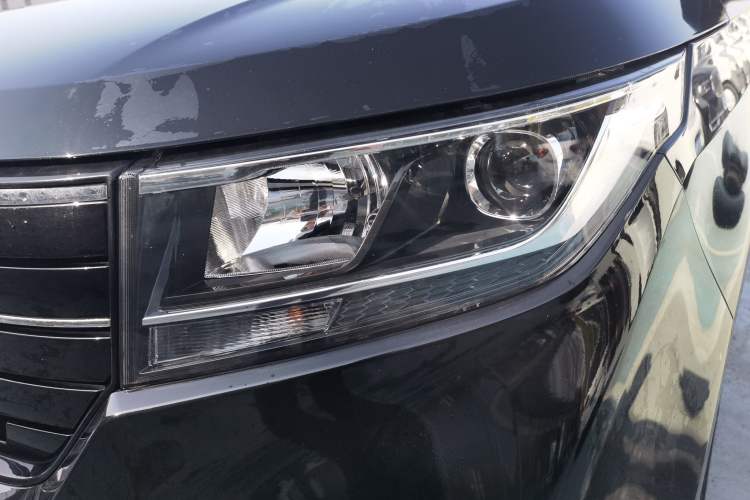 Used Wuling Zhengcheng 2021 1.5T Manual Luxury Version Exterior 7