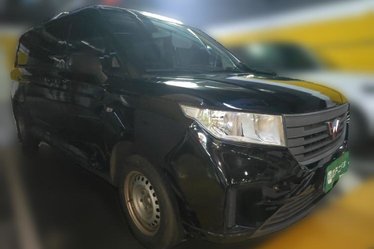 Used Wuling Zhengcheng 2021 1.5T Manual Comfort Version Front Right 45 Deg