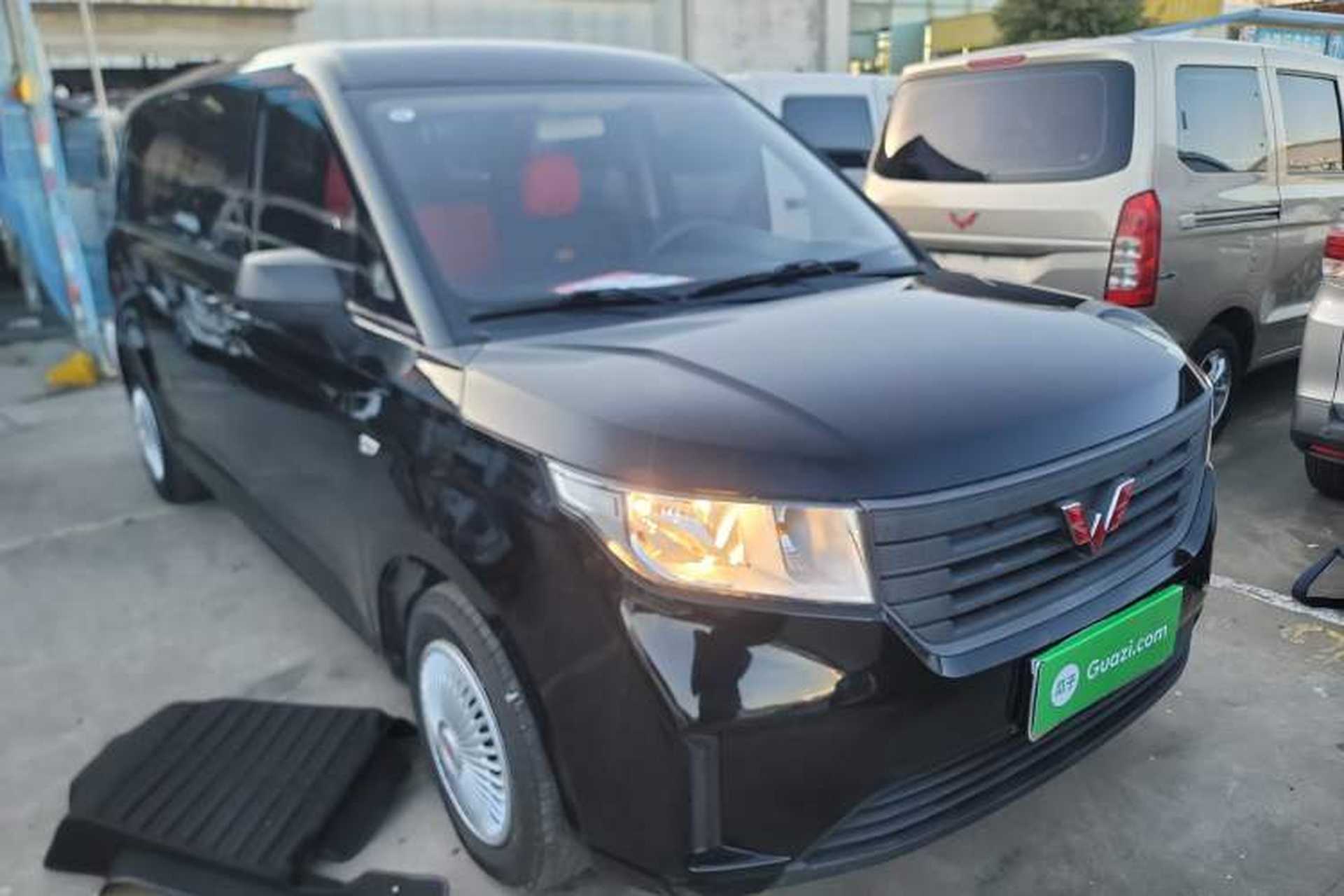 Used Wuling Zhengcheng 2021 1.5T Manual Comfort Version Front Right 45 Deg
