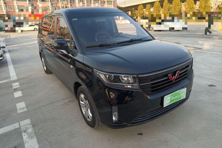 Used Wuling Zhengcheng 2021 1.5T Manual Luxury Version Front Right 45 Deg