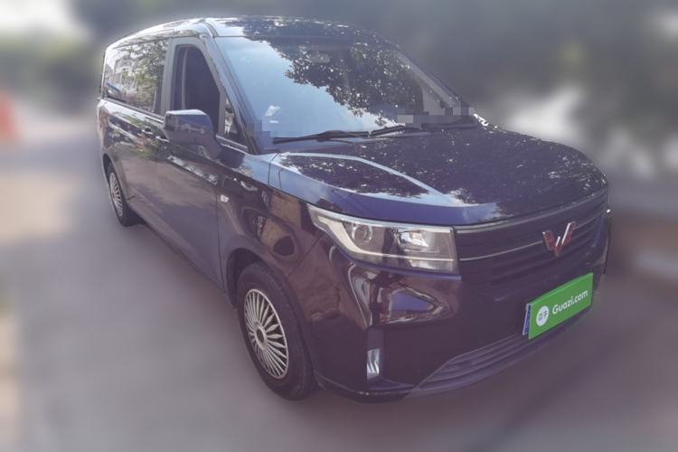 Used Wuling Zhengcheng 2021 1.5T Manual Luxury Version Front Right 45 Deg