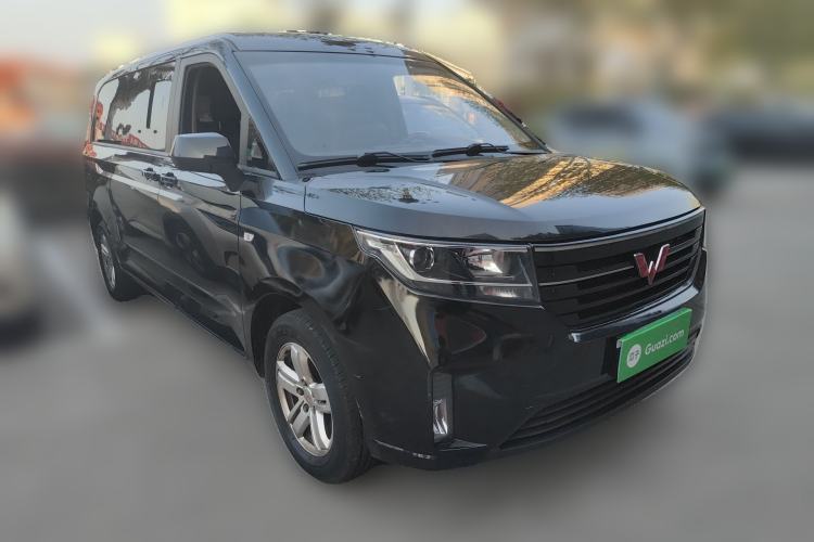 Used Wuling Zhengcheng 2021 1.5T Manual Luxury Version Front Right 45 Deg