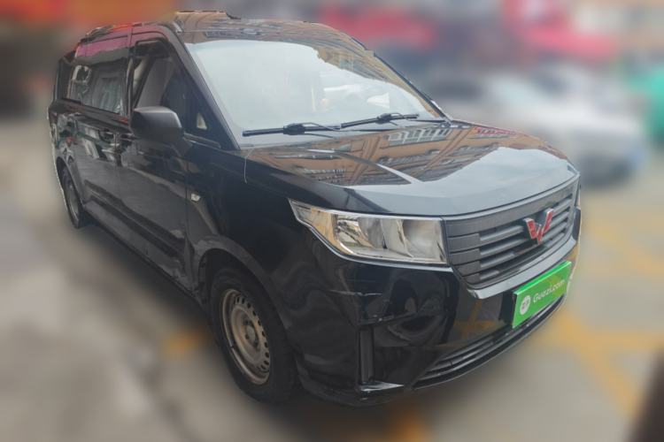Used Wuling Zhengcheng 2021 1.5T Manual Comfort Version Front Right 45 Deg