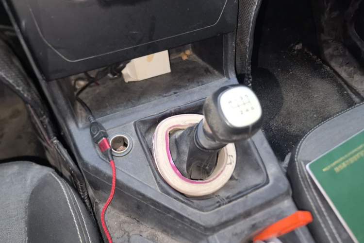 Used Wuling Zhengcheng 2021 1.5T Manual Comfort Version Gear Lever