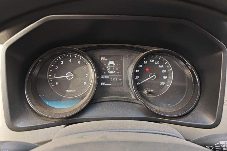 Used Wuling Zhengcheng 2021 1.5T Manual Luxury Version Instrument Cluster