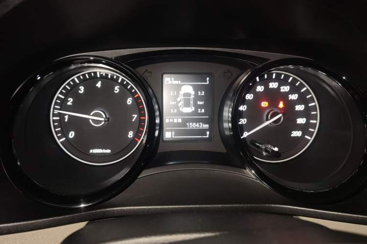Used Wuling Zhengcheng 2021 1.5T Manual Luxury Version Instrument Cluster